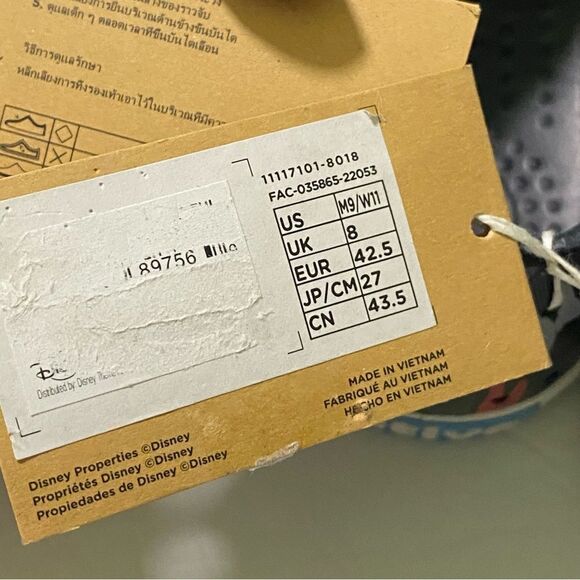 Disney Parks x NATIVE Brand Minnie Mouse rubber waterproof Shoes black NEW 9/11 - Picture 8 of 11